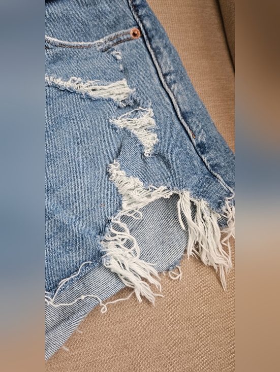 Abercrombie & Fitch MOM shorts Mid Rise Women's Light Blue Distressed Denim - Picture 4 of 13